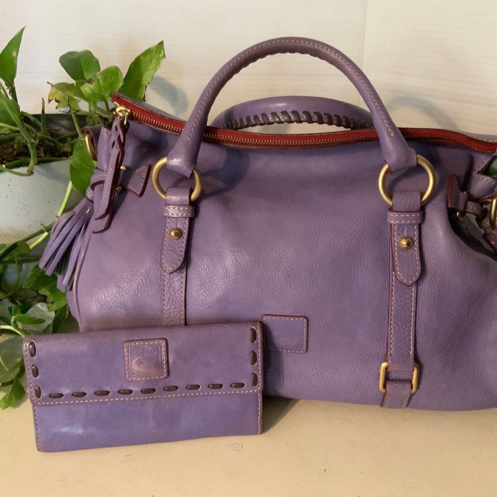 Dooney & Bourke Florentine Leather Large Satchel in Lavender W/Matching Wallet